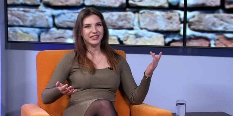 Nos si napudra, pa je dobra. Vici se pišejo sami. Status; pacient!