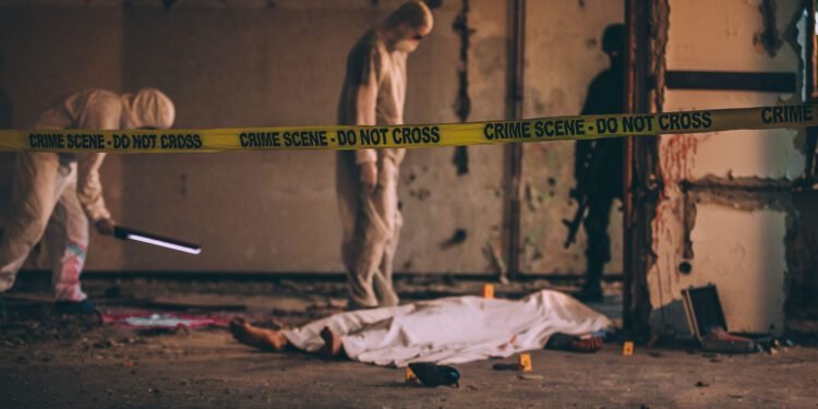 Pod umor so se podpisali, Franc Oražem, Marko Poje in Darko Njavro. Janša zahteval pojasnila in odtegnil podporo propagandnega aparata SDS.