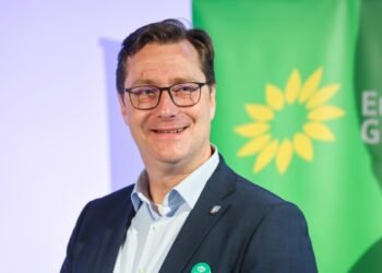 Romski zet Vlado je nategnil Vesno. Milana mu ni uspelo?