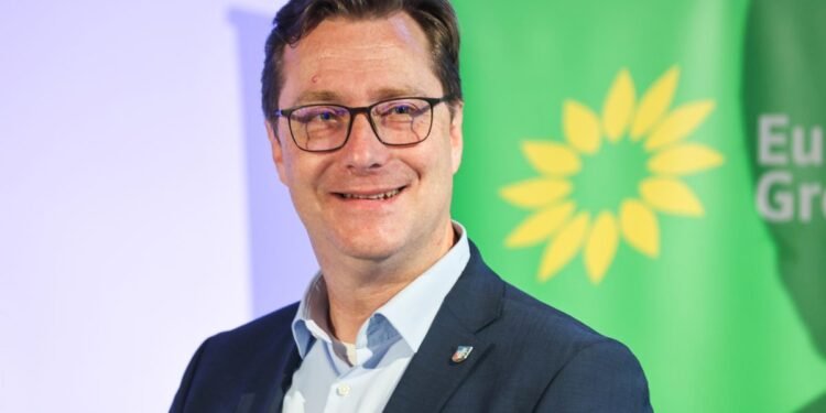 Romski zet Vlado je nategnil Vesno. Milana mu ni uspelo?