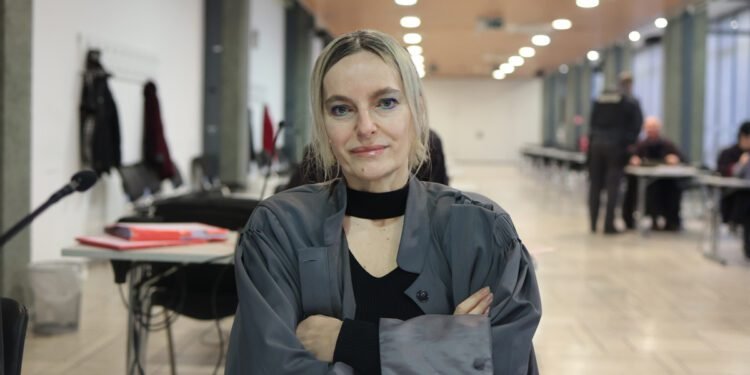 Zmešana tožilka Gončin se spet zapleta v laži.