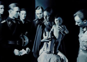 Bog je naš in Štrancar je Hitler po Hitlerju!