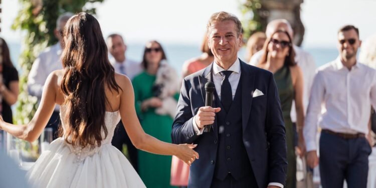 Golobov obraz sreče in vojska, ki njej krije hrbet. O paniki pa nič?