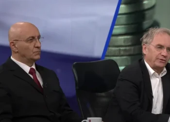 CUBO. Hojsov pasijon in hude blodnje SDT. Zmaga pa božičnica!