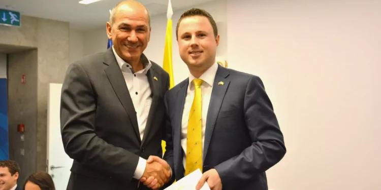 Orožje ti da krila, sekta pa duševne težave